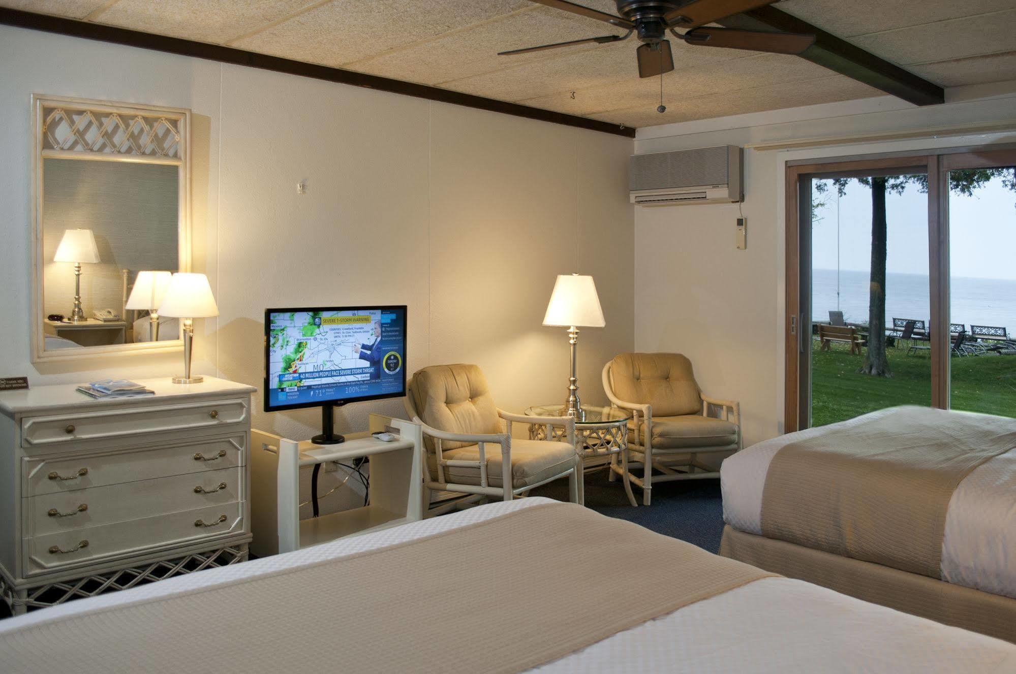 The Shallows Resort Egg Harbor Exteriör bild